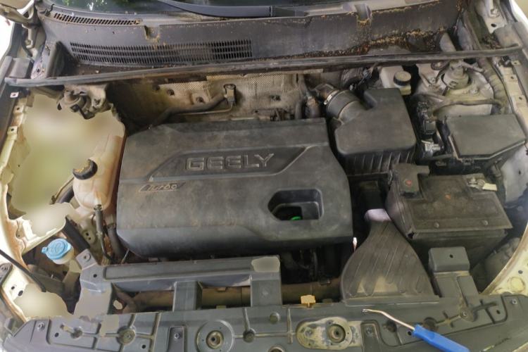 Used Geely Auto Vision X6 2016 1.3T CVT Flagship Model Engine Bay