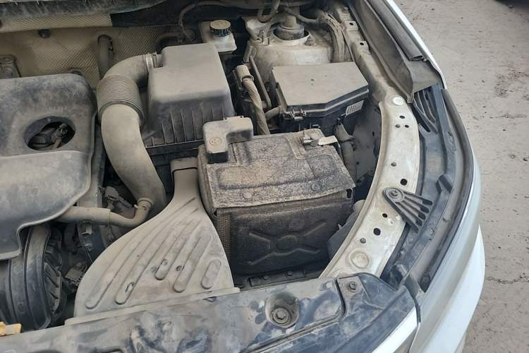 Used Geely Auto Vision X6 2016 1.8L Manual Luxury Model Engine Bay Left
