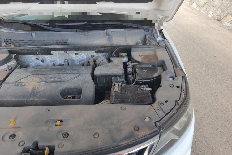 Used Geely Auto Vision X6 2016 1.3T CVT Flagship Model Engine Bay Left