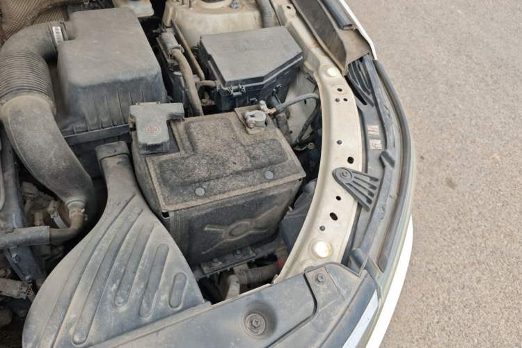 Used Geely Auto Vision X6 2016 1.8L Manual Luxury Model Engine Bay Left