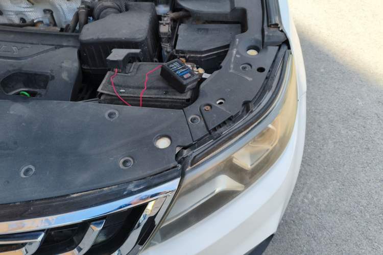 Used Geely Auto Vision X6 2016 1.3T CVT Luxury Model Engine Bay Left