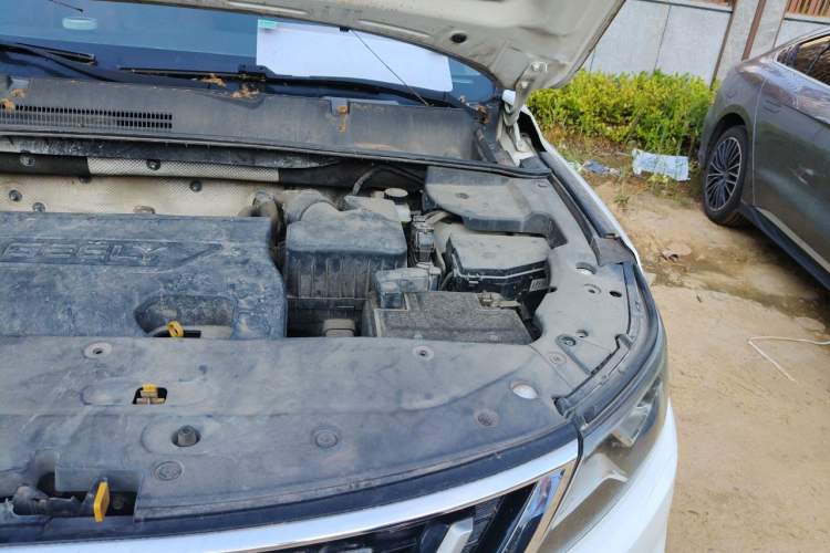 Used Geely Auto Vision X6 2016 1.3T CVT Flagship Model Engine Bay Left