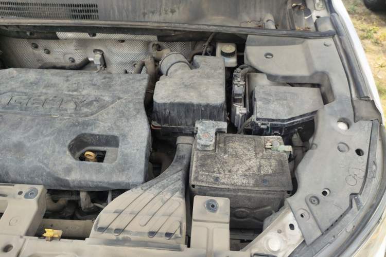 Used Geely Auto Vision X6 2016 1.3T CVT Luxury Model Engine Bay Left