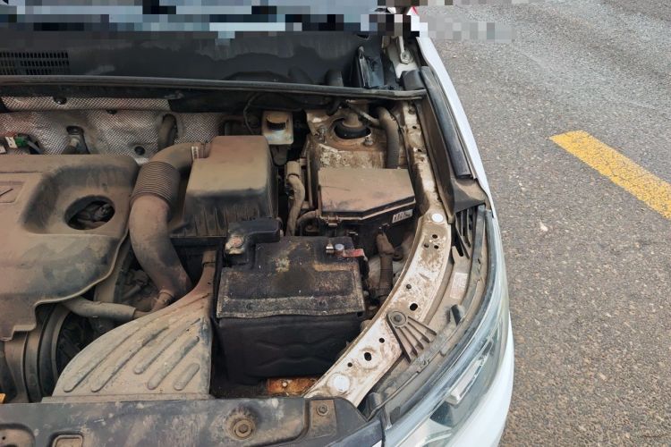 Used Geely Auto Vision X6 2016 1.8L Manual Luxury Model Engine Bay Left