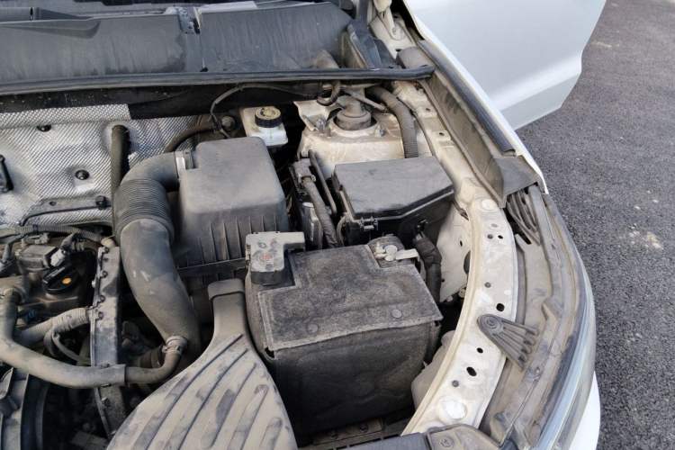 Used Geely Auto Vision X6 2016 1.8L Manual Luxury Model Engine Bay Left