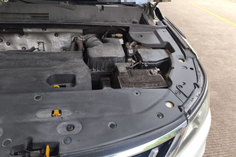 Used Geely Auto Vision X6 2016 1.3T CVT Flagship Model Engine Bay Left