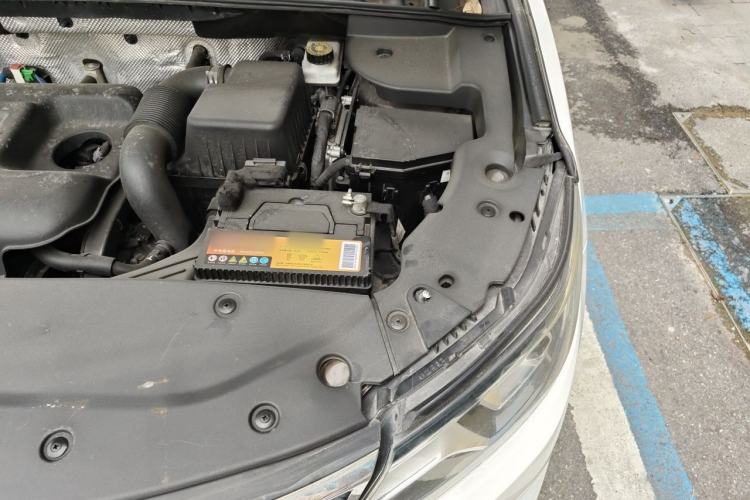 Used Geely Auto Vision X6 2016 1.8L Manual Luxury Model Engine Bay Left