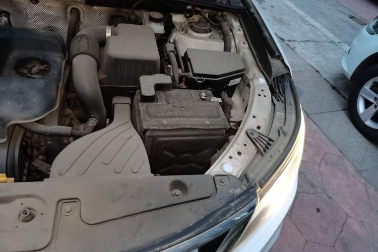 Used Geely Auto Vision X6 2016 1.8L Manual Luxury Model Engine Bay Left