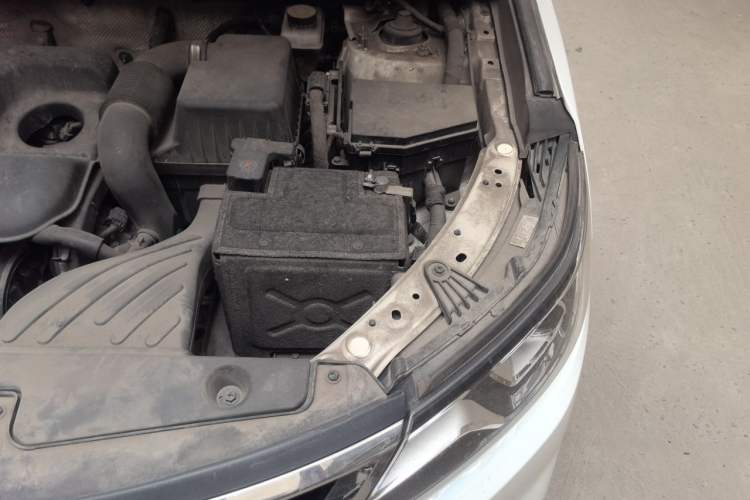 Used Geely Auto Vision X6 2016 1.8L Manual Luxury Model Engine Bay Left