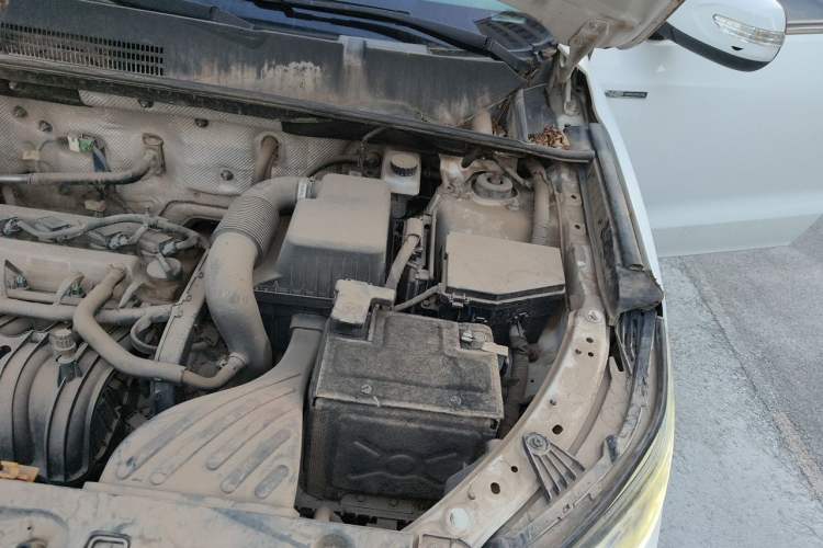 Used Geely Auto Vision X6 2016 1.8L Manual Luxury Model Engine Bay Left