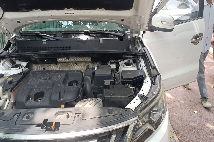 Used Geely Auto Vision X6 2016 1.8L Manual Luxury Model Engine Bay Left
