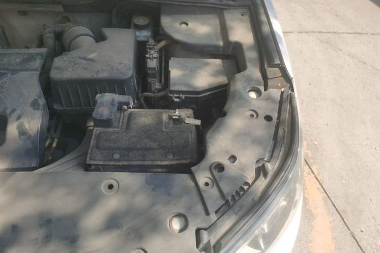 Used Geely Auto Vision X6 2016 1.3T CVT Luxury Model Engine Bay Left