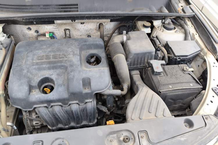 Used Geely Auto Vision X6 2016 1.8L Manual Luxury Model Engine Bay Left