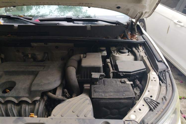 Used Geely Auto Vision X6 2016 1.8L Manual Luxury Model Engine Bay Left