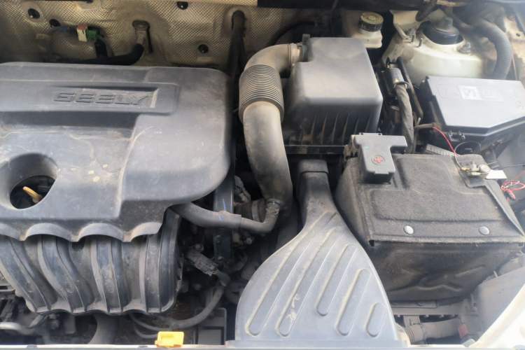 Used Geely Auto Vision X6 2016 1.8L Manual Luxury Model Engine Bay Left