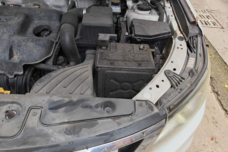 Used Geely Auto Vision X6 2016 1.8L Manual Luxury Model Engine Bay Left