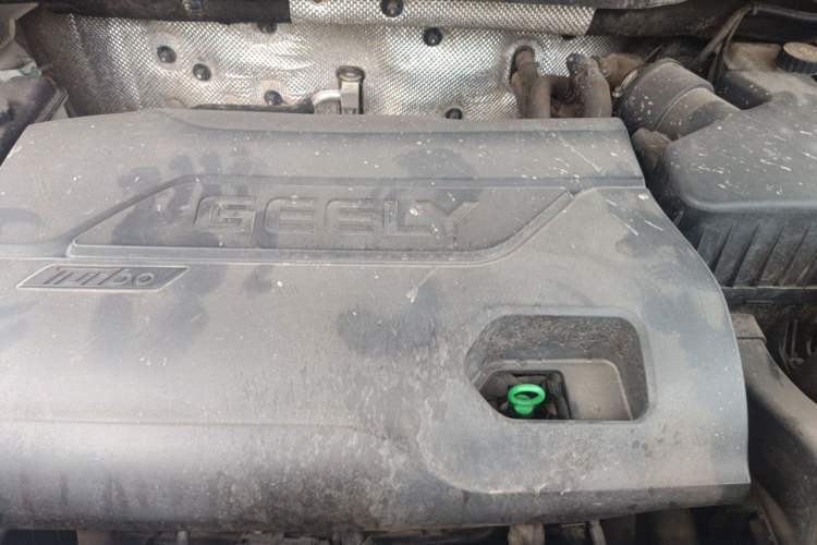 Used Geely Auto Vision X6 2016 1.3T CVT Flagship Model Engine Bay
