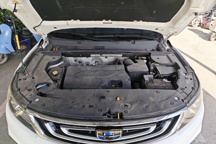 Used Geely Auto Vision X6 2016 1.3T CVT Flagship Model Engine Bay