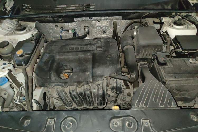 Used Geely Auto Vision X6 2016 1.8L Manual Luxury Model Engine Bay