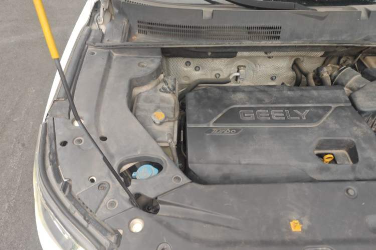 Used Geely Auto Vision X6 2016 1.3T CVT Flagship Model Engine Bay Right