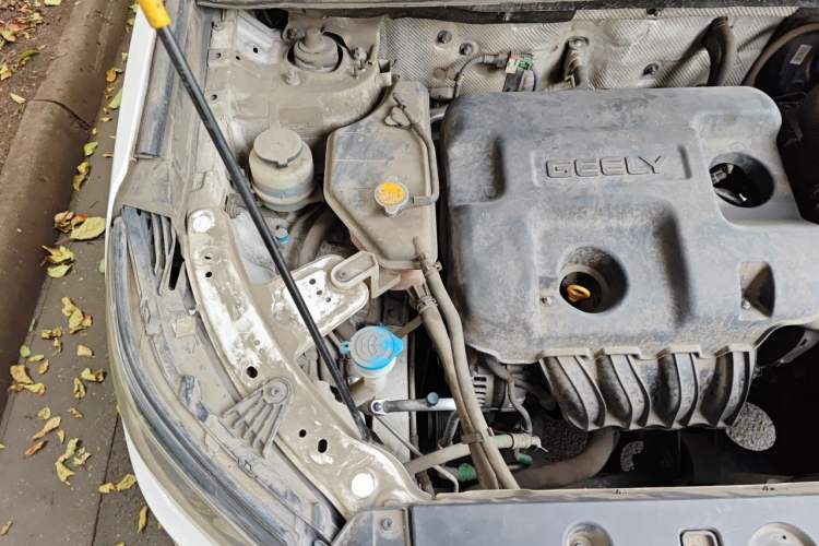 Used Geely Auto Vision X6 2016 1.8L Manual Luxury Model Engine Bay Right
