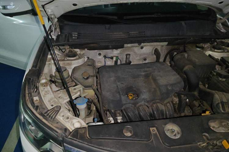 Used Geely Auto Vision X6 2016 1.8L Manual Luxury Model Engine Bay Right
