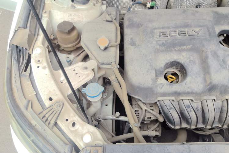 Used Geely Auto Vision X6 2016 1.8L Manual Luxury Model Engine Bay Right
