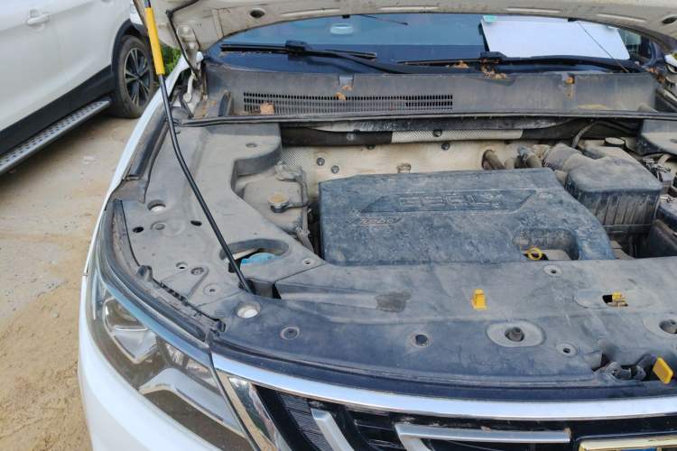 Used Geely Auto Vision X6 2016 1.3T CVT Flagship Model Engine Bay Right