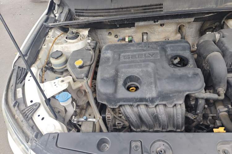 Used Geely Auto Vision X6 2016 1.8L Manual Luxury Model Engine Bay Right