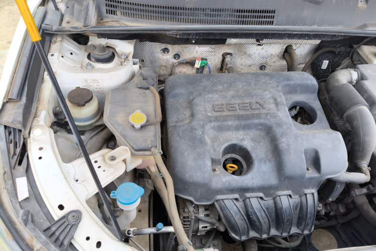 Used Geely Auto Vision X6 2016 1.8L Manual Luxury Model Engine Bay Right