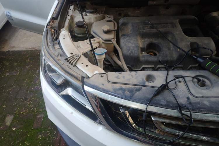 Used Geely Auto Vision X6 2016 1.8L Manual Luxury Model Engine Bay Right