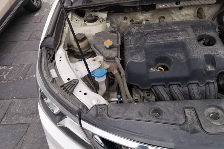 Used Geely Auto Vision X6 2016 1.8L Manual Luxury Model Engine Bay Right