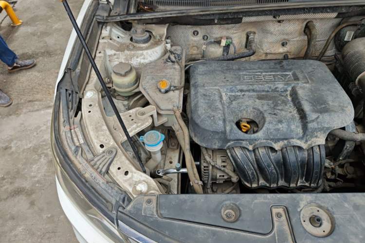 Used Geely Auto Vision X6 2016 1.8L Manual Luxury Model Engine Bay Right