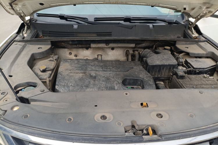Used Geely Auto Vision X6 2016 1.3T CVT Flagship Model Engine Bay