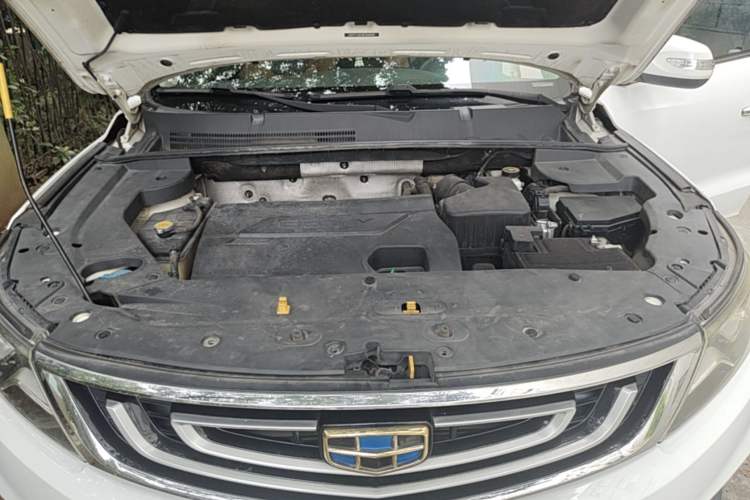 Used Geely Auto Vision X6 2016 1.3T CVT Luxury Model Engine Bay