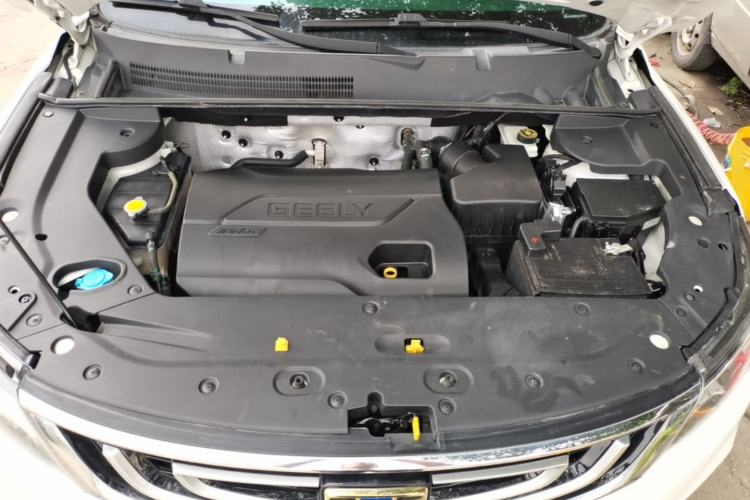 Used Geely Auto Vision X6 2016 1.3T CVT Luxury Model Engine Bay