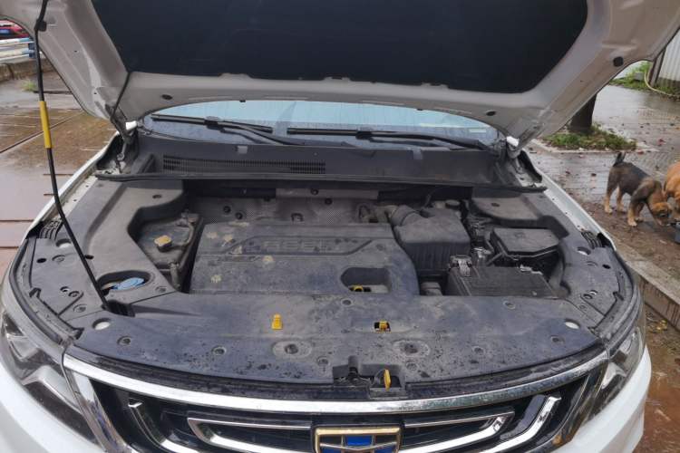 Used Geely Auto Vision X6 2016 1.3T CVT Flagship Model Engine Bay