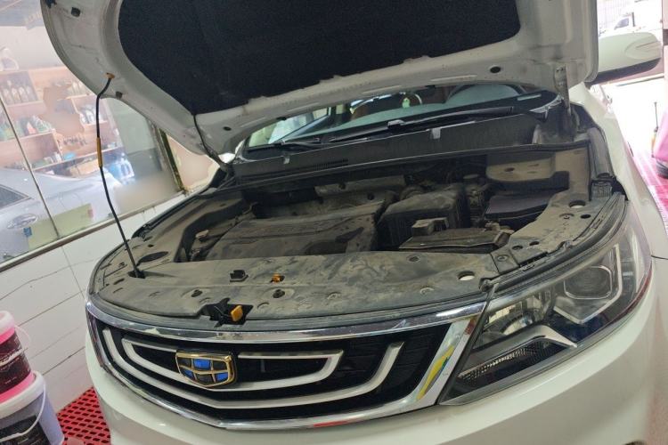 Used Geely Auto Vision X6 2016 1.3T CVT Luxury Model Engine Bay