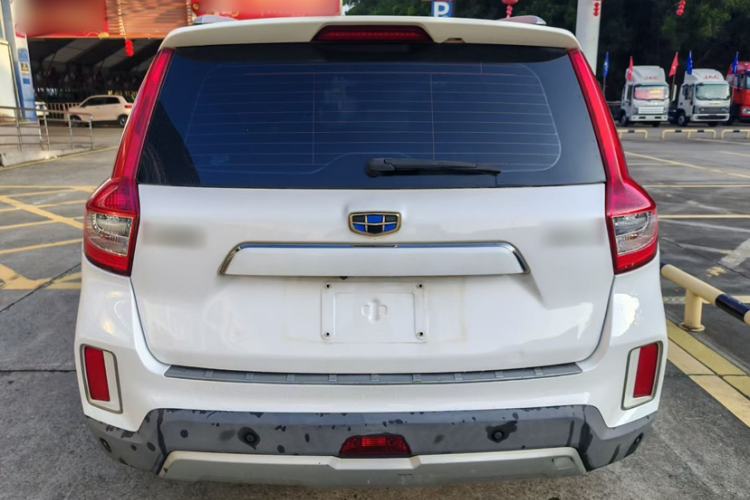 Used Geely Auto Vision X6 2016 1.8L Manual Luxury Model Exterior 2