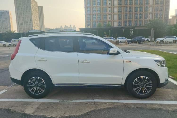 Used Geely Auto Vision X6 2016 1.3T CVT Flagship Model Exterior 2