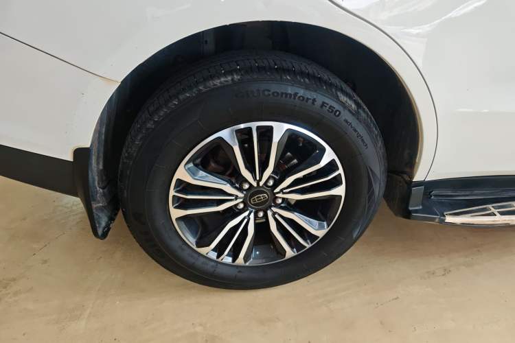 Used Geely Auto Vision X6 2016 1.3T CVT Flagship Model Exterior 3
