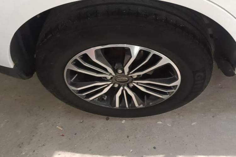 Used Geely Auto Vision X6 2016 1.3T CVT Flagship Model Exterior 5