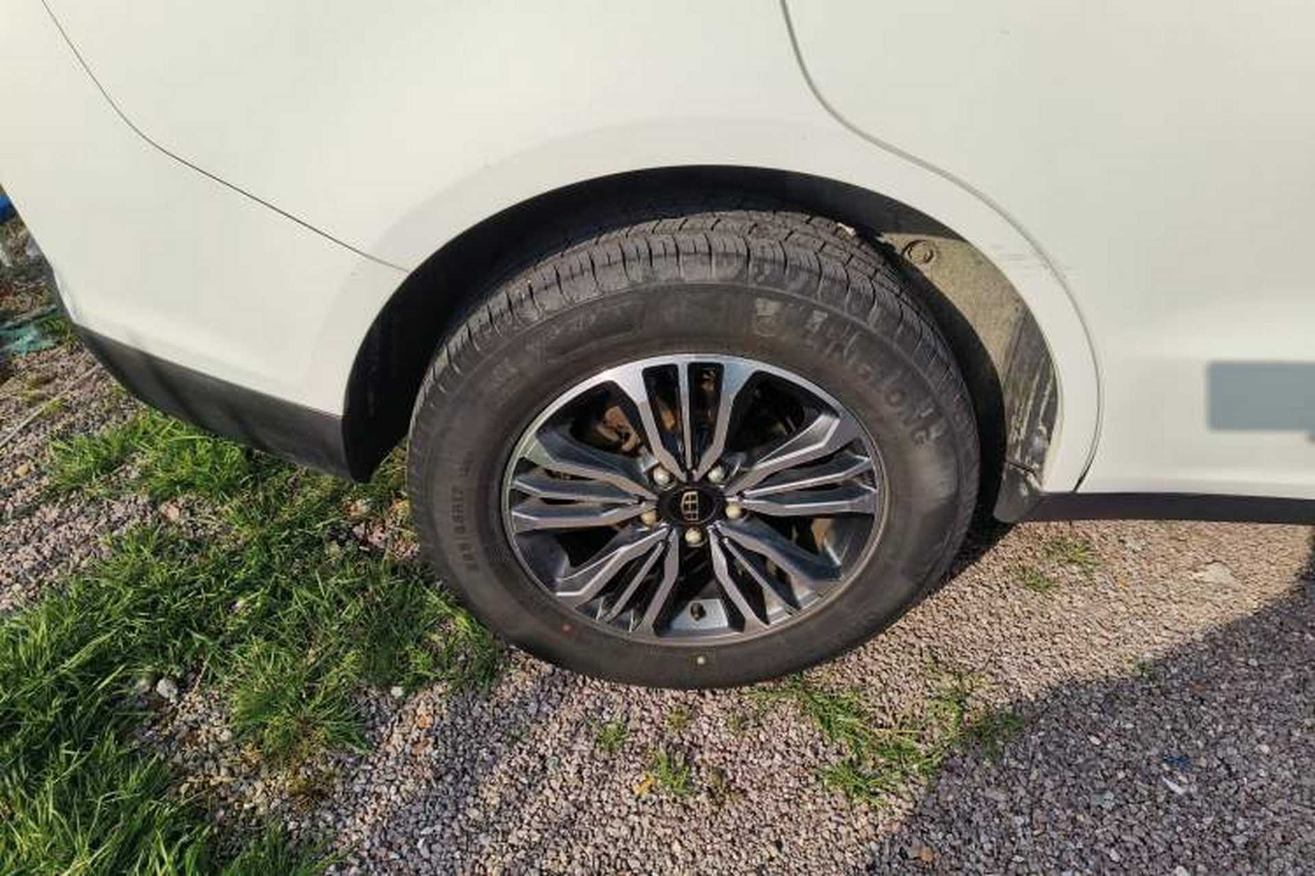 Used Geely Auto Vision X6 2016 1.3T CVT Luxury Model Exterior 5