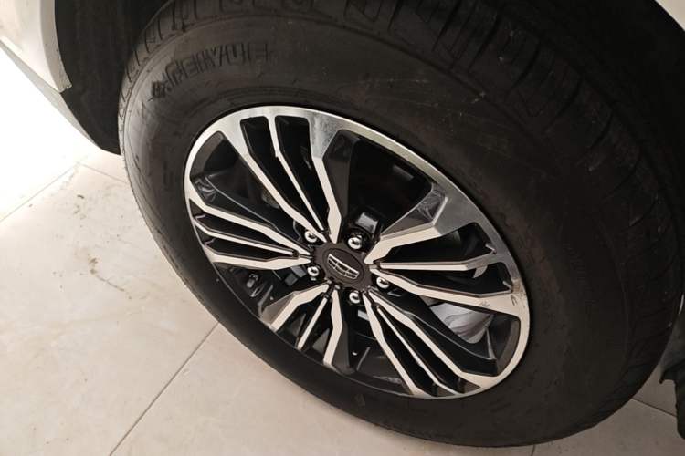 Used Geely Auto Vision X6 2016 1.3T CVT Flagship Model Exterior 5