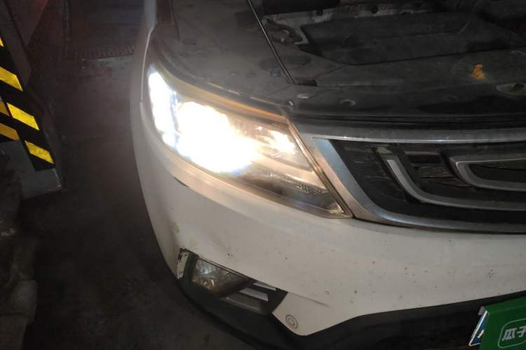Used Geely Auto Vision X6 2016 1.3T CVT Flagship Model Exterior 6