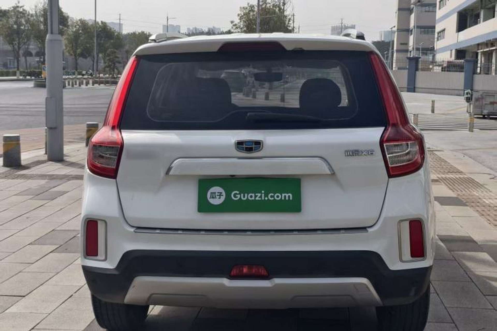 Used Geely Auto Vision X6 2016 1.8L Manual Luxury Model Exterior 8