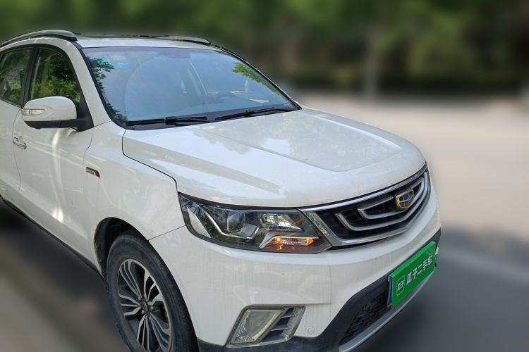 Used Geely Auto Vision X6 2016 1.3T CVT Flagship Model Front Right 45 Deg