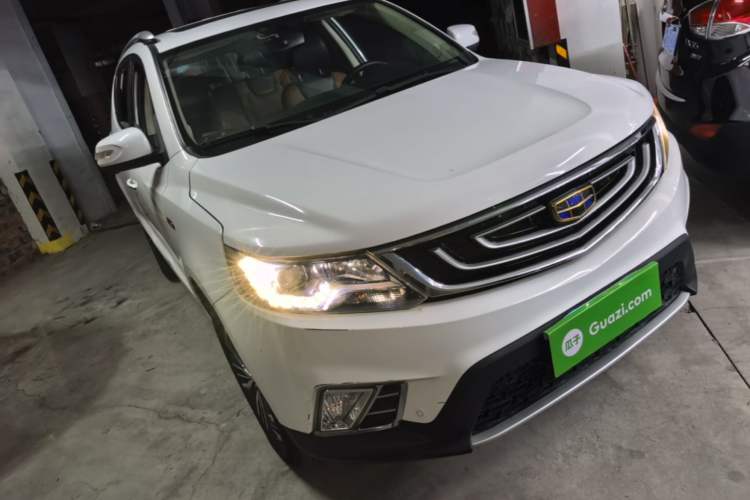 Used Geely Auto Vision X6 2016 1.3T CVT Flagship Model Front Right 45 Deg