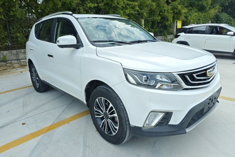 Used Geely Auto Vision X6 2016 1.3T CVT Flagship Model Front Right 45 Deg