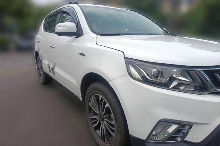 Used Geely Auto Vision X6 2016 1.3T CVT Flagship Model Front Right 45 Deg